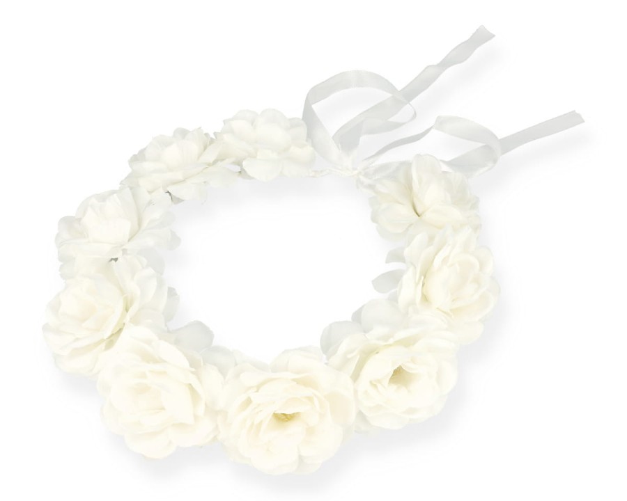 Wianek z białych kwiatów