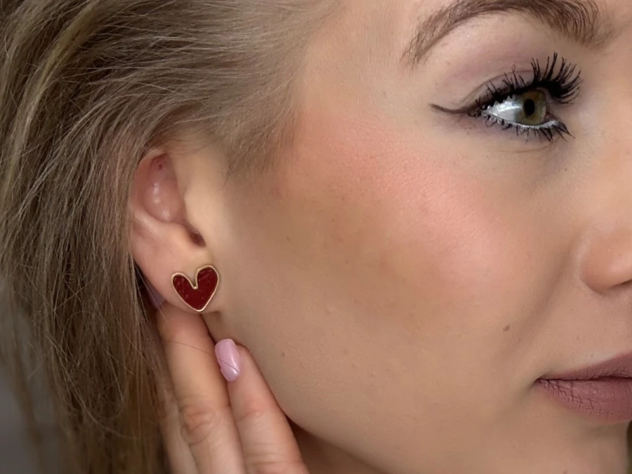 Kolczyki bordowe serca