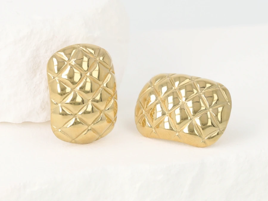 Kolczyki wypukłe wzór