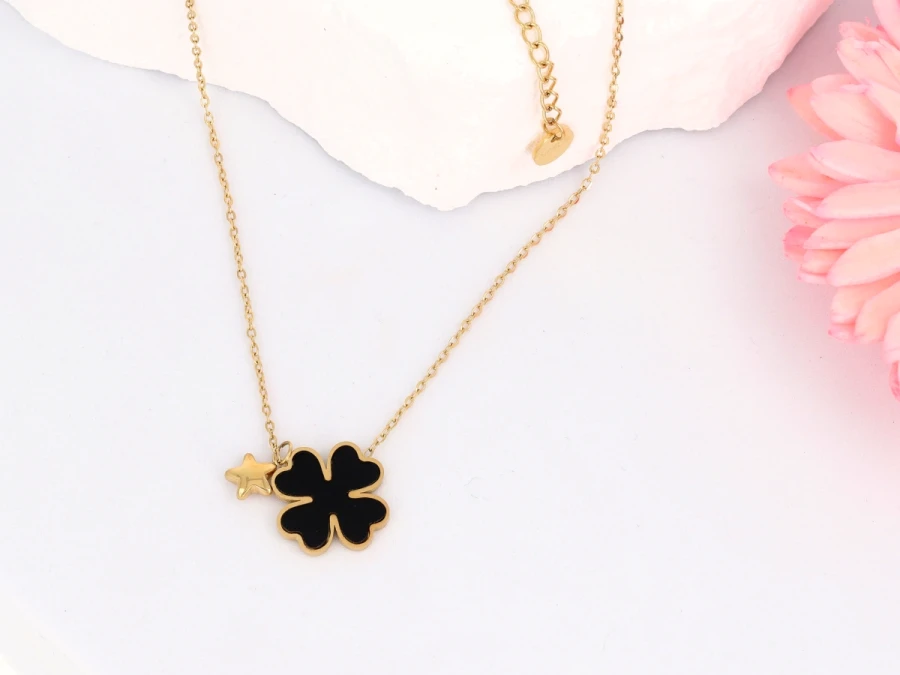 Naszyjnik koniczyna gwiazdka