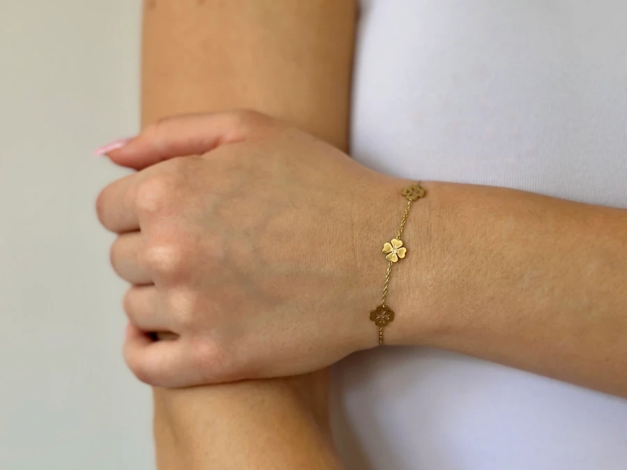 Bransoleta koniczyny ażur