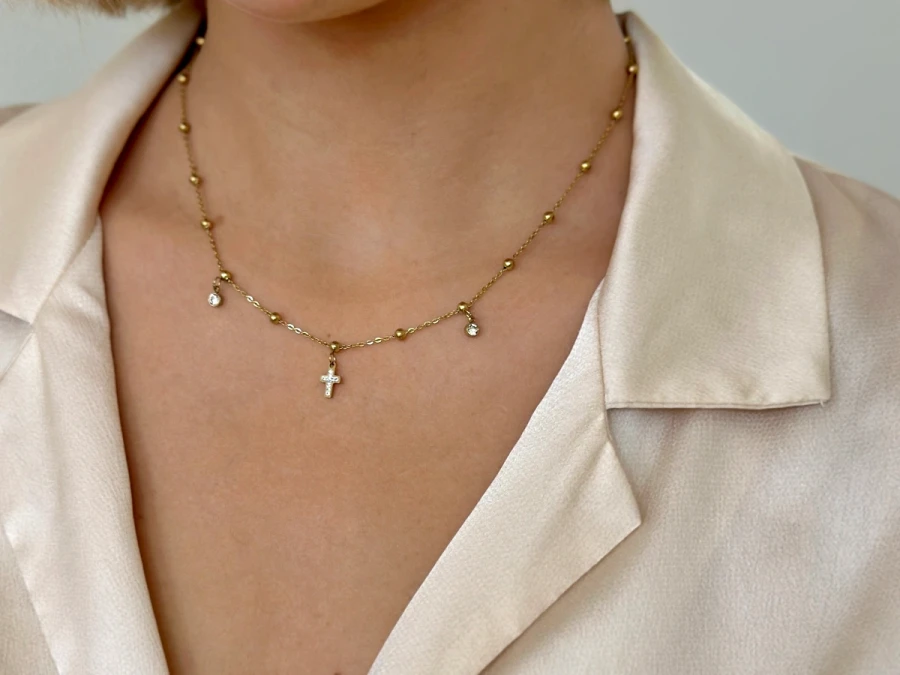 Naszyjnik kulki oczka krzyżyk