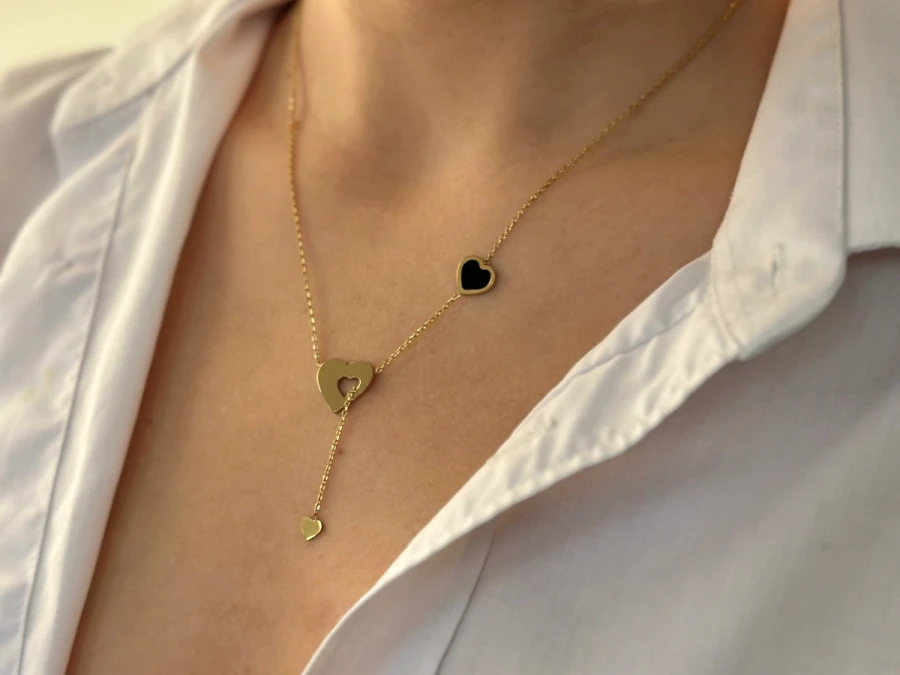 Naszyjnik krawatka serca