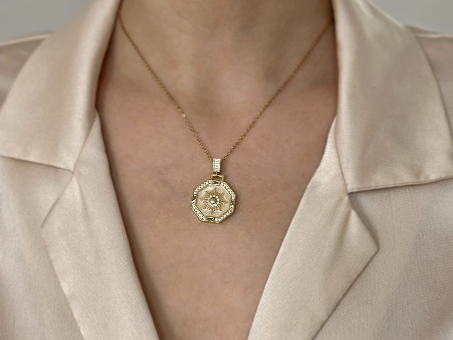 Naszyjnik zawieszka emalia