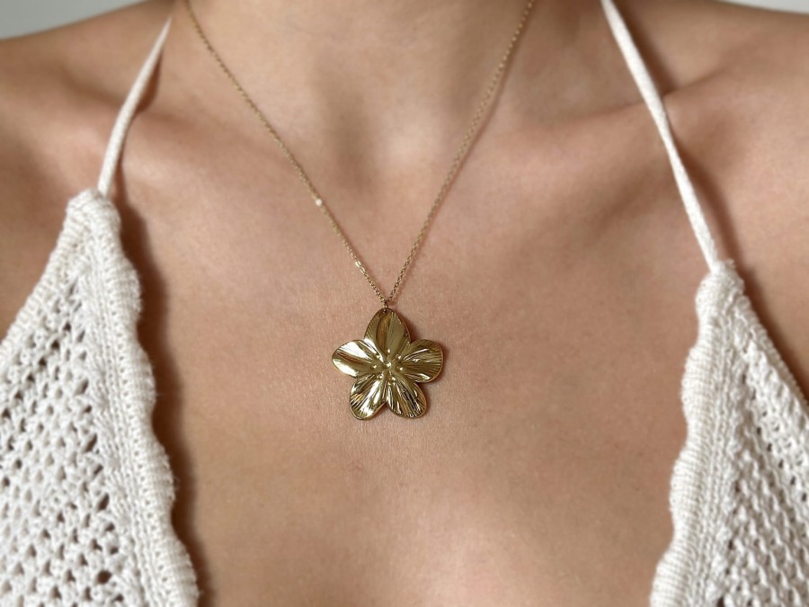 Naszyjnik kwiatek płatki