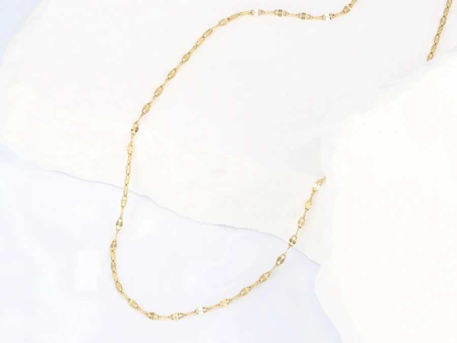 Naszyjnik delikatny łańcuszek