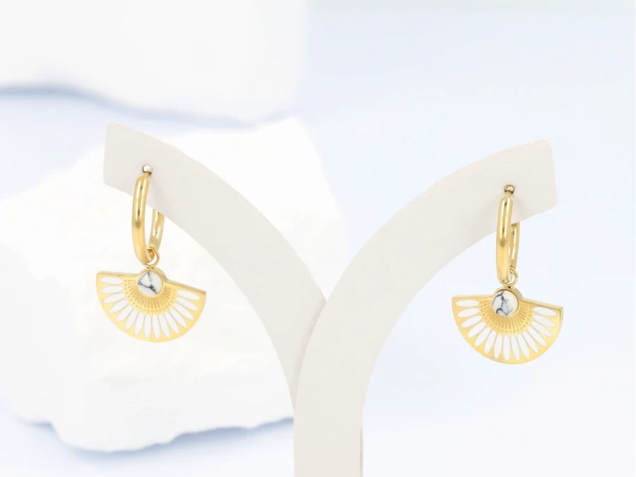 Kolczyki wachlarze białe