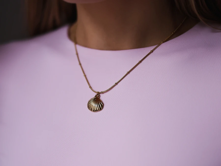 Naszyjnik z muszelką