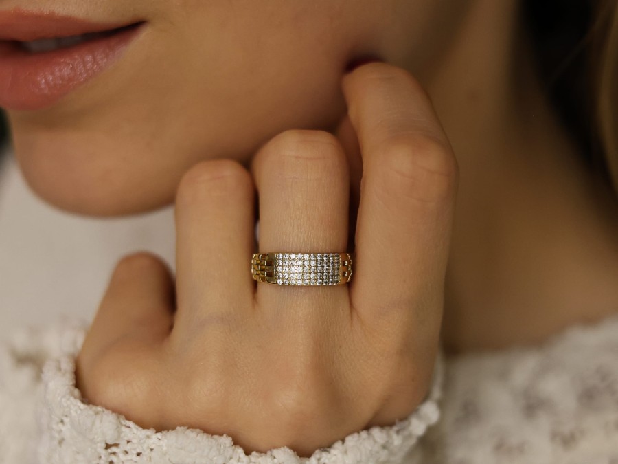 Pierścionek ażurowy cyrkonie