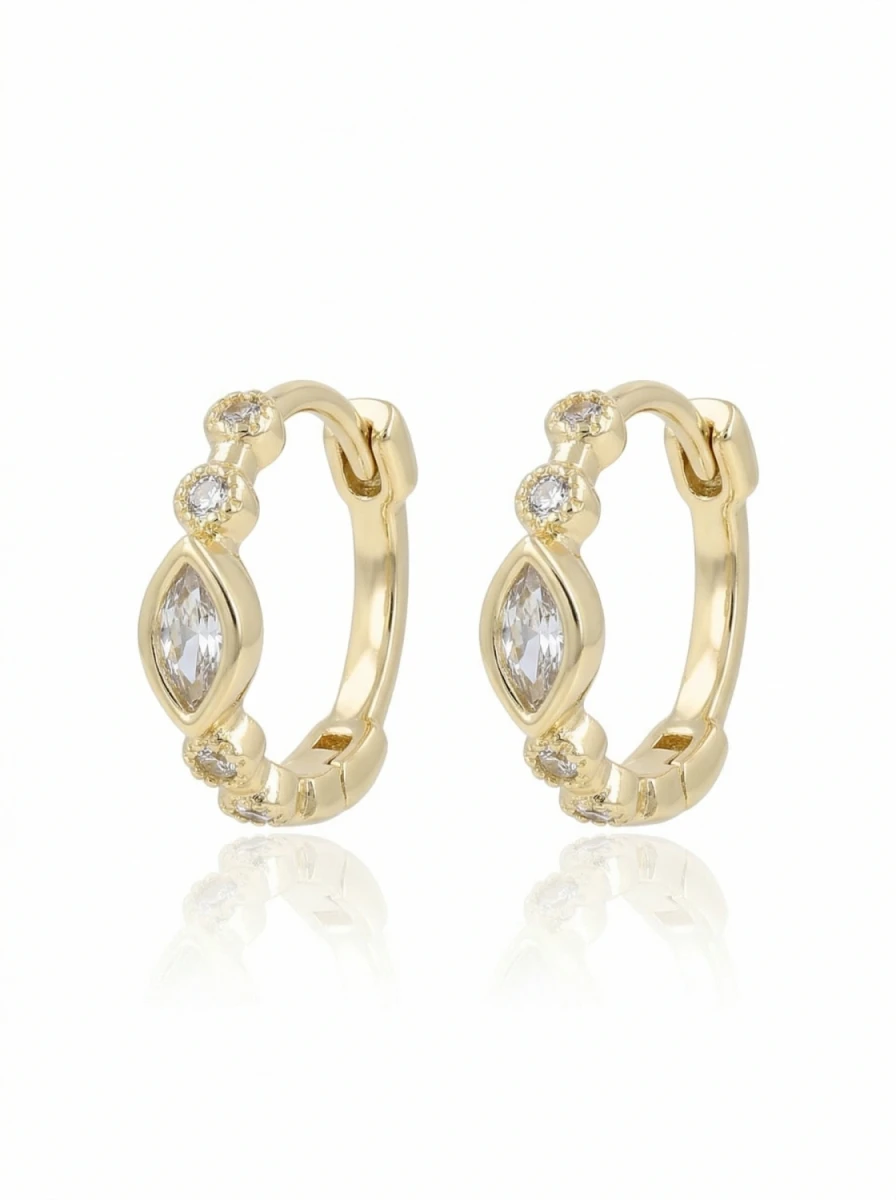 Kolczyki świetlisty owal z subtelnymi akcentami