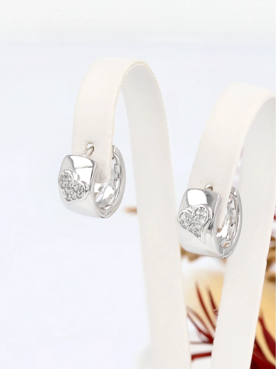 Kolczyki srebrne serce subtelnego blasku