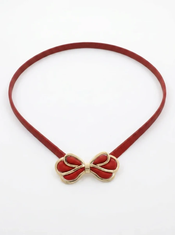 czerwony